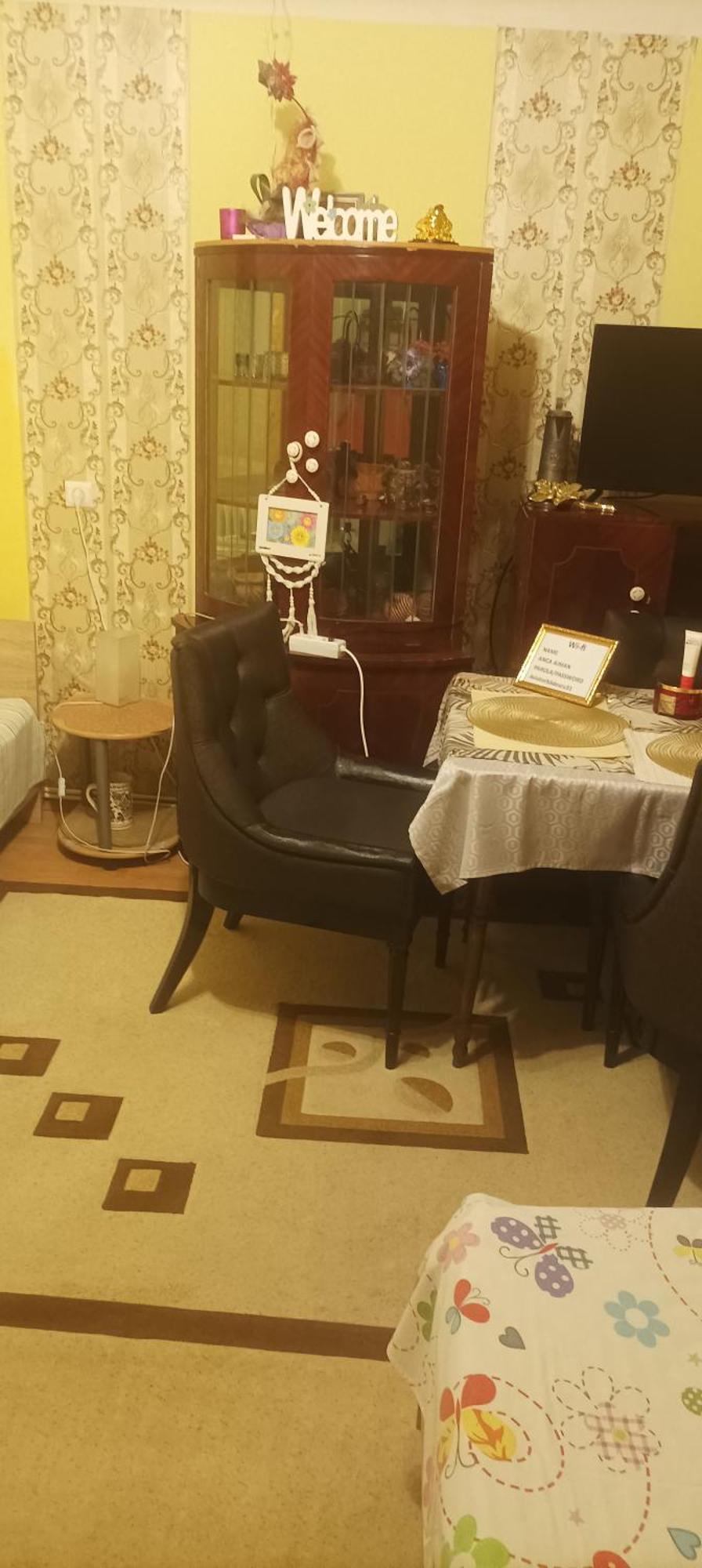 Apartament Cu Doua Camere Si Gradina Cluj-Napoca Extérieur photo