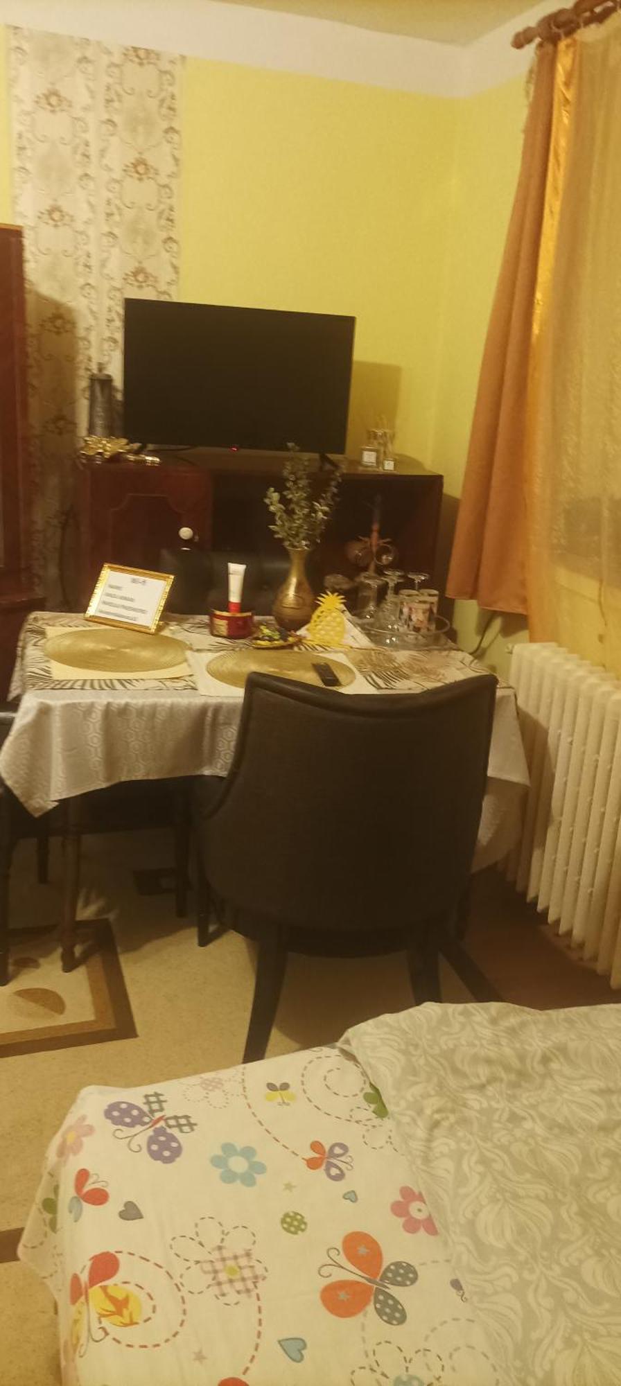 Apartament Cu Doua Camere Si Gradina Cluj-Napoca Extérieur photo
